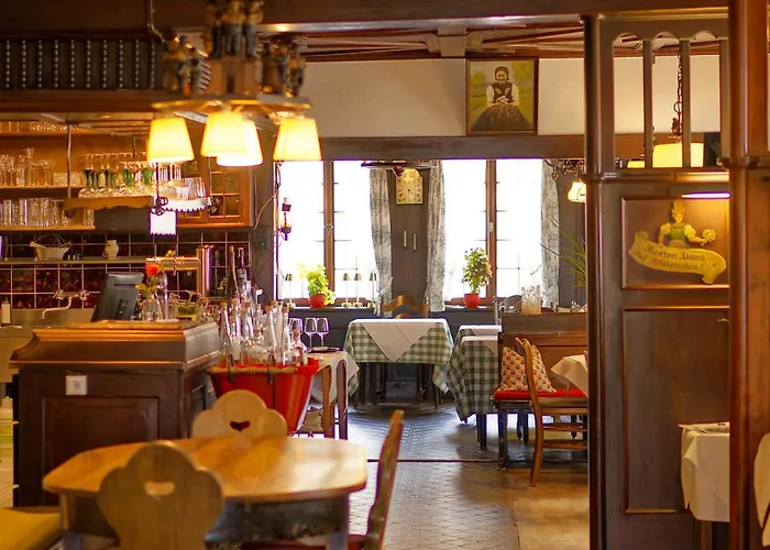 מלון Adler גלוטרטל