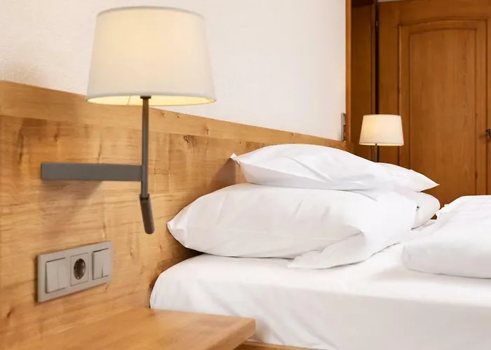 Adler גלוטרטל